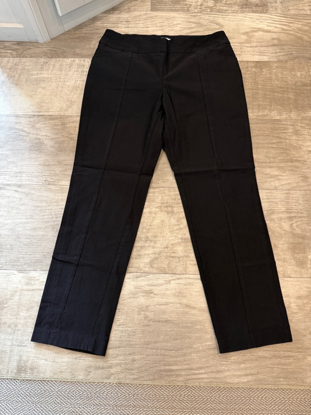 Chico's Black Straight-Leg Women's Pants